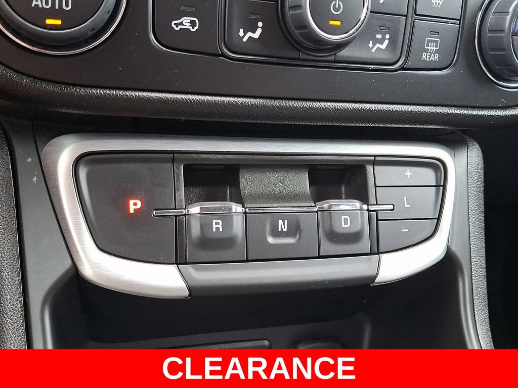 Used 2024 GMC Terrain SLT AWD/4WD image 15