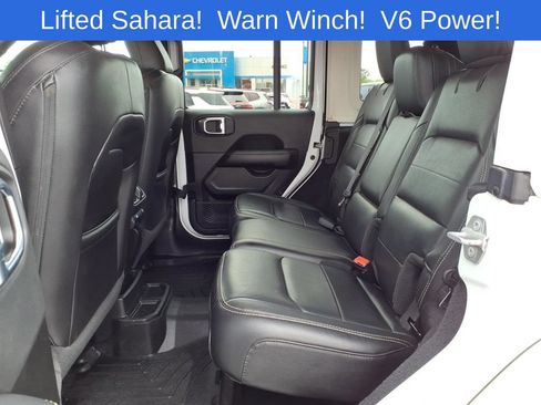 Used 2021 Jeep Wrangler Unlimited Sahara w/ LED Lighting Group AWD/4WD image 6