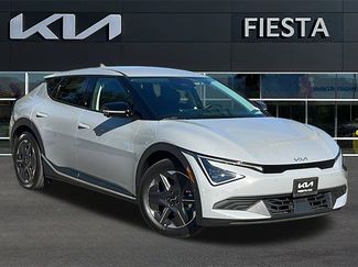 New 2025 Kia EV6 Light w/ Light LR Technology Package video 1