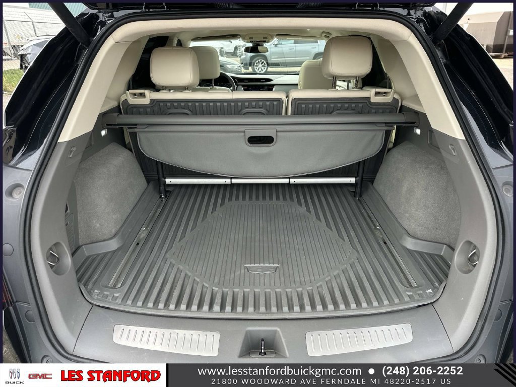 Used 2022 Cadillac XT5 Premium Luxury AWD/4WD image 11