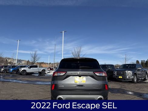 Used 2022 Ford Escape SEL image 8