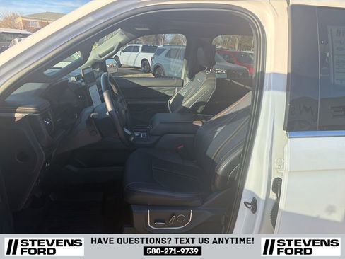 Used 2023 Ford Expedition Max Platinum image 15