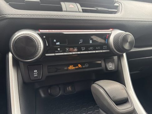 Used 2025 Toyota RAV4 LE image 15