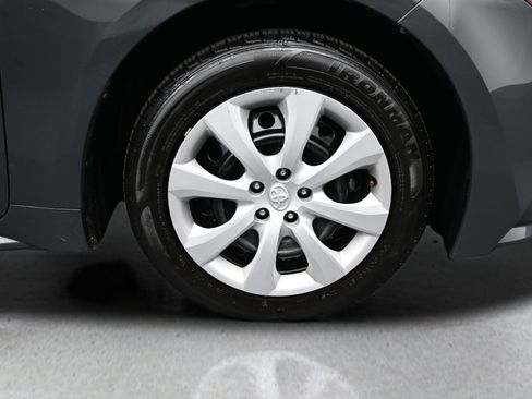 Used 2024 Toyota Corolla LE FWD image 19