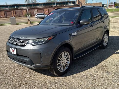 Used 2018 Land Rover Discovery HSE AWD/4WD image 2