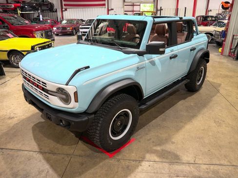Used 2023 Ford Bronco Heritage Edition AWD/4WD image 15