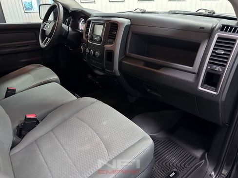 Used 2016 RAM 1500 Express w/ Black Ram 1500 Express Group AWD/4WD image 40