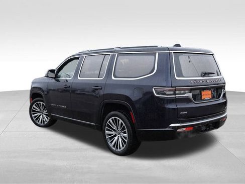 Used 2024 Jeep Grand Wagoneer Series III AWD/4WD image 7
