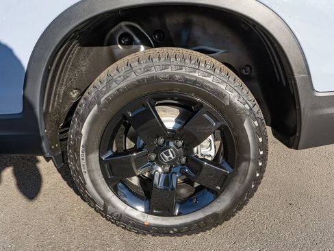 New 2026 Honda Ridgeline Black Edition image 11