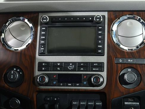 Used 2011 Ford F350 Lariat w/ Lariat Ultimate Pkg image 9