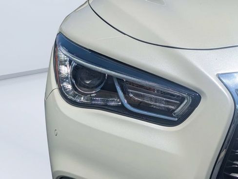 Used 2019 INFINITI QX60 Luxe w/ Essential Package FWD image 9