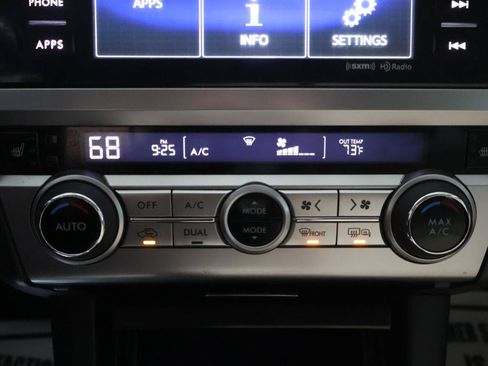 Used 2015 Subaru Legacy 2.5i Premium AWD/4WD image 28