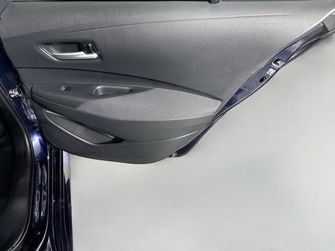 Used 2020 Toyota Corolla LE FWD image 27