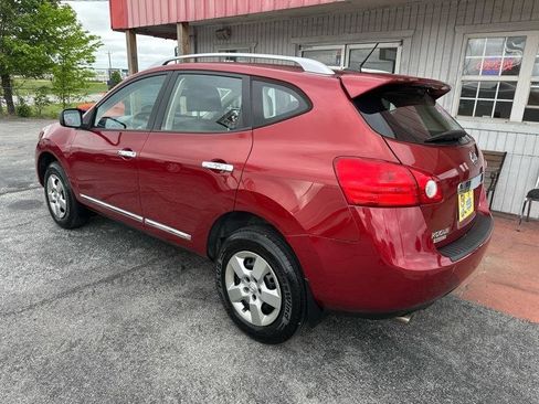 Used 2015 Nissan Rogue S w/ Convenience Package AWD/4WD image 10