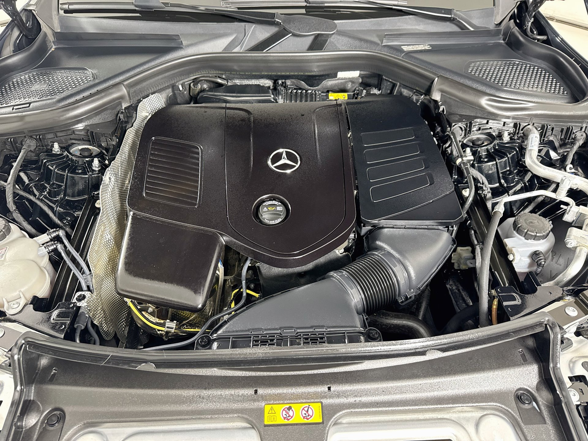 Certified 2026 Mercedes-Benz GLC 300 image 33
