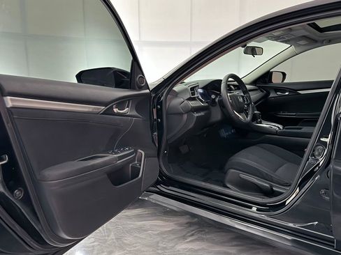 Used 2018 Honda Civic EX image 16