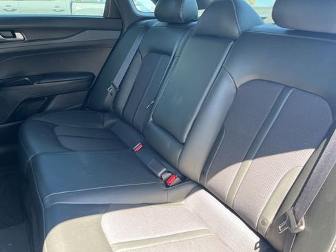 Used 2023 Kia K5 GT-Line image 9