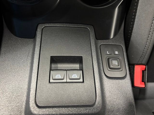 Used 2024 Ford Bronco Big Bend w/ Sasquatch Package AWD/4WD image 9