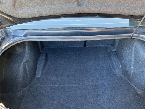 Used 2013 Dodge Challenger R/T Plus image 9