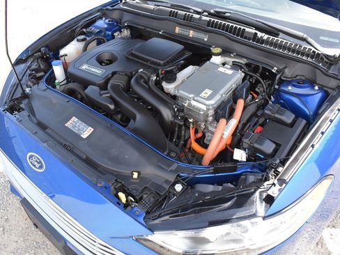 Used 2018 Ford Fusion S FWD image 28