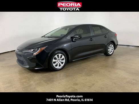 Used 2022 Toyota Corolla LE FWD image 1