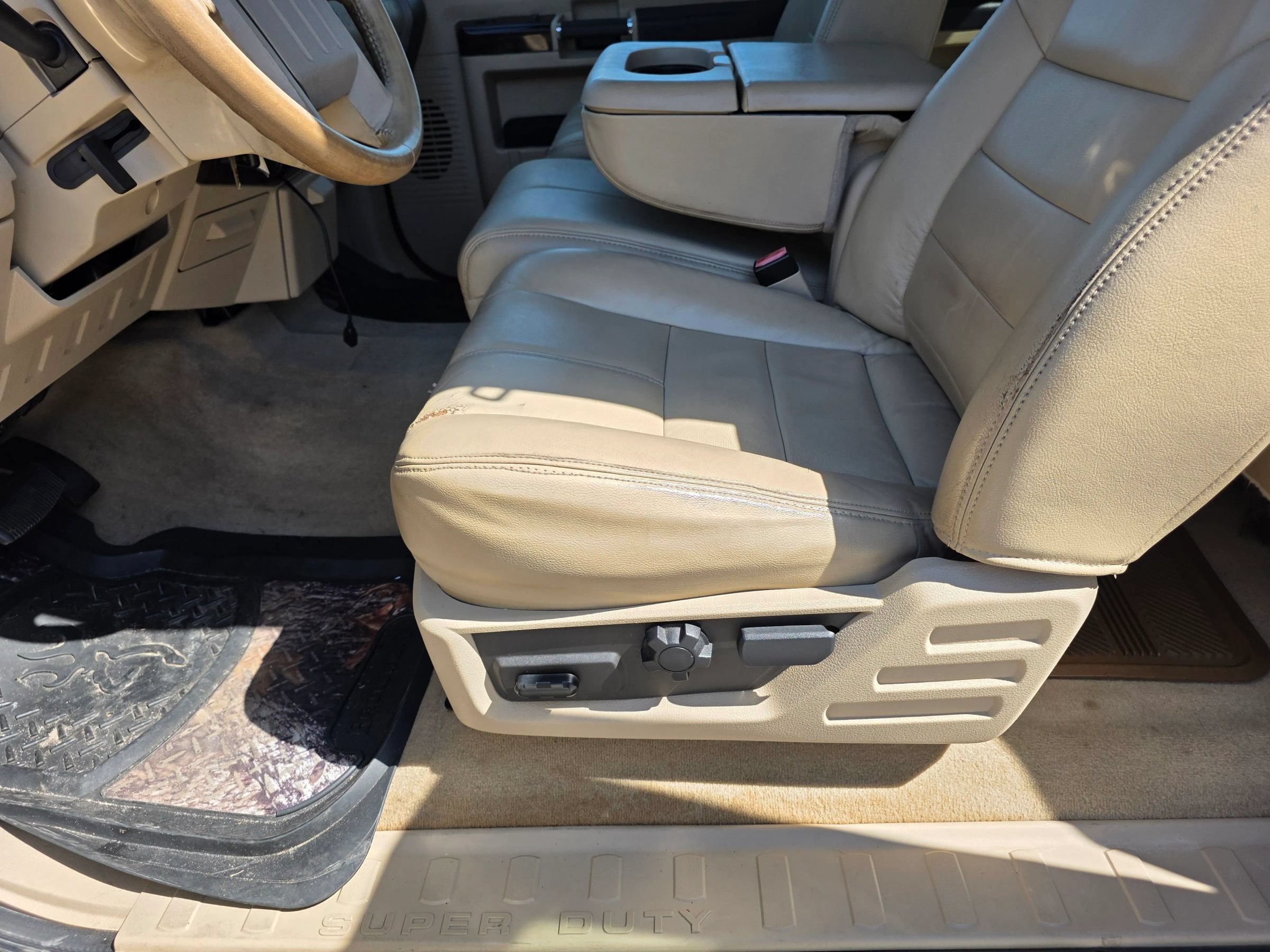 Used 2008 Ford F250 Lariat AWD/4WD image 12