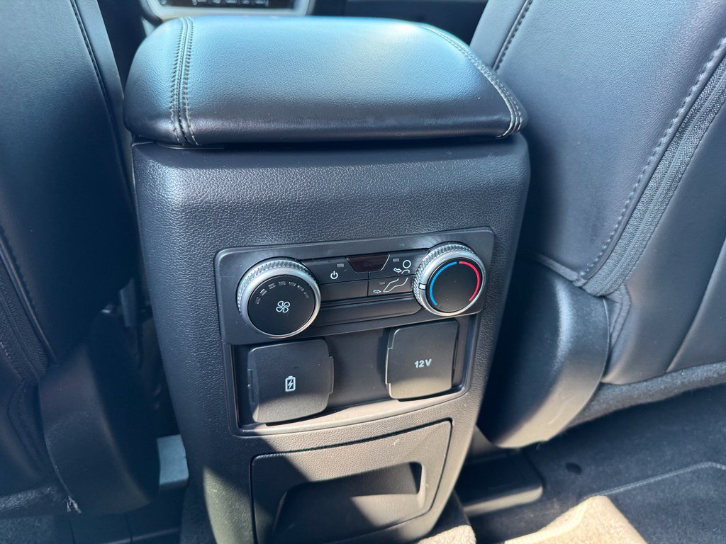 Used 2023 Ford Explorer XLT w/ Equipment Group 202A AWD/4WD image 19