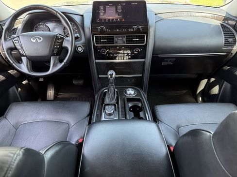 Used 2024 INFINITI QX80 Luxe image 8