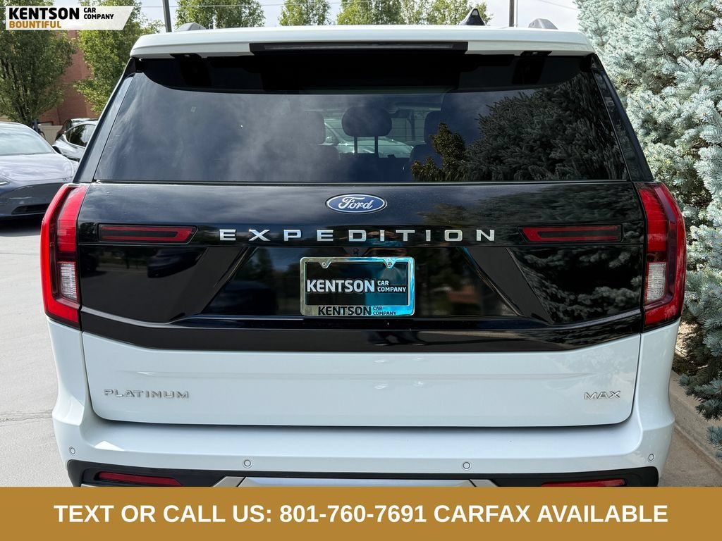 Used 2025 Ford Expedition Max Platinum AWD/4WD image 7