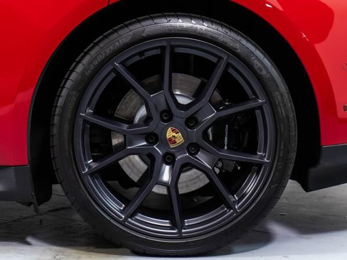 Used 2025 Porsche Taycan GTS AWD/4WD image 59