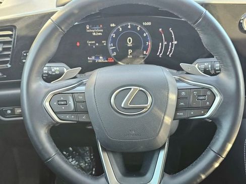 Used 2024 Lexus NX 250 FWD w/ Towing Package (2000 Lbs) image 33