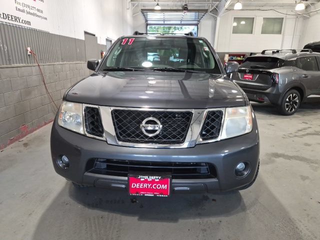 Used 2011 Nissan Pathfinder Silver AWD/4WD image 8