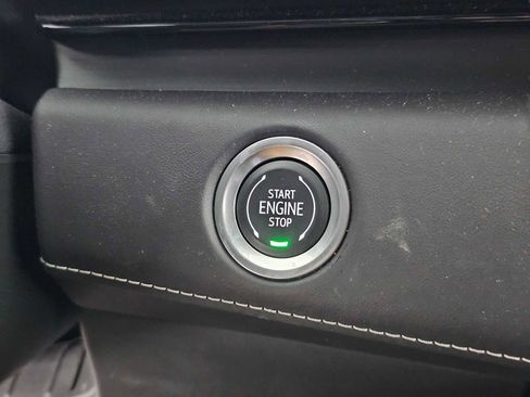 Used 2024 Cadillac Escalade ESV Premium Luxury Platinum AWD/4WD image 34