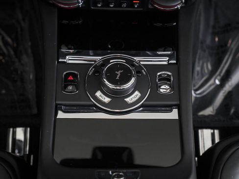 Used 2020 Rolls-Royce Dawn image 72