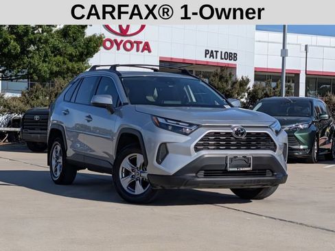 Used 2023 Toyota RAV4 XLE w/ Convenience Package FWD image 2