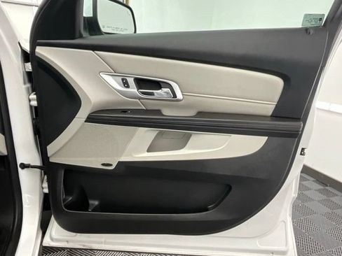 Used 2016 GMC Terrain SLE w/ Driver Alert Package I FWD image 17