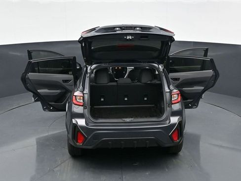 Used 2024 Subaru Crosstrek 2.0i Premium image 32