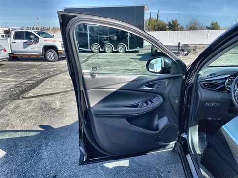 Used 2023 Buick Encore GX Preferred image 12