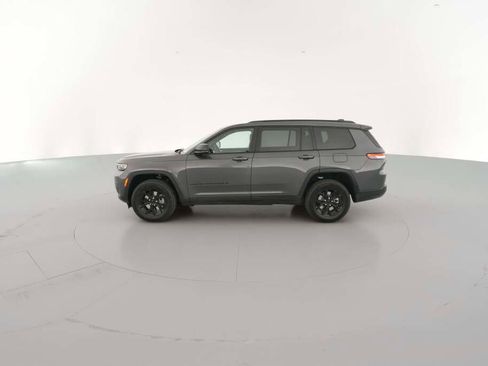 New 2025 Jeep Grand Cherokee L Laredo image 6
