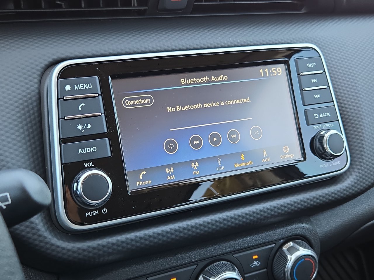 Used 2025 Nissan Kicks Play S FWD image 22