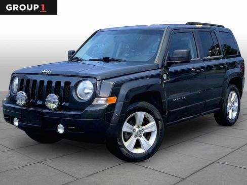 Used 2011 Jeep Patriot Latitude AWD/4WD image 1