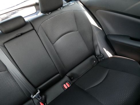 Used 2021 Toyota Prius LE FWD image 14