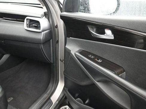 Used 2019 Kia Sorento EX AWD/4WD image 26