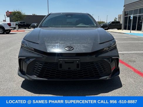 Used 2025 Toyota Camry SE w/ Convenience Package FWD image 4
