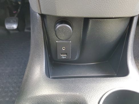 Used 2018 Nissan NV200 S w/ Cruise Control Package image 30