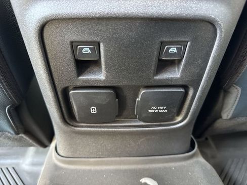 New 2024 Ford Bronco Outer Banks w/ Sasquatch Package image 22