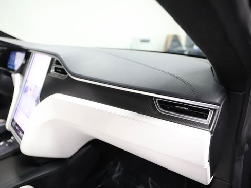 Used 2017 Tesla Model S 100D image 37