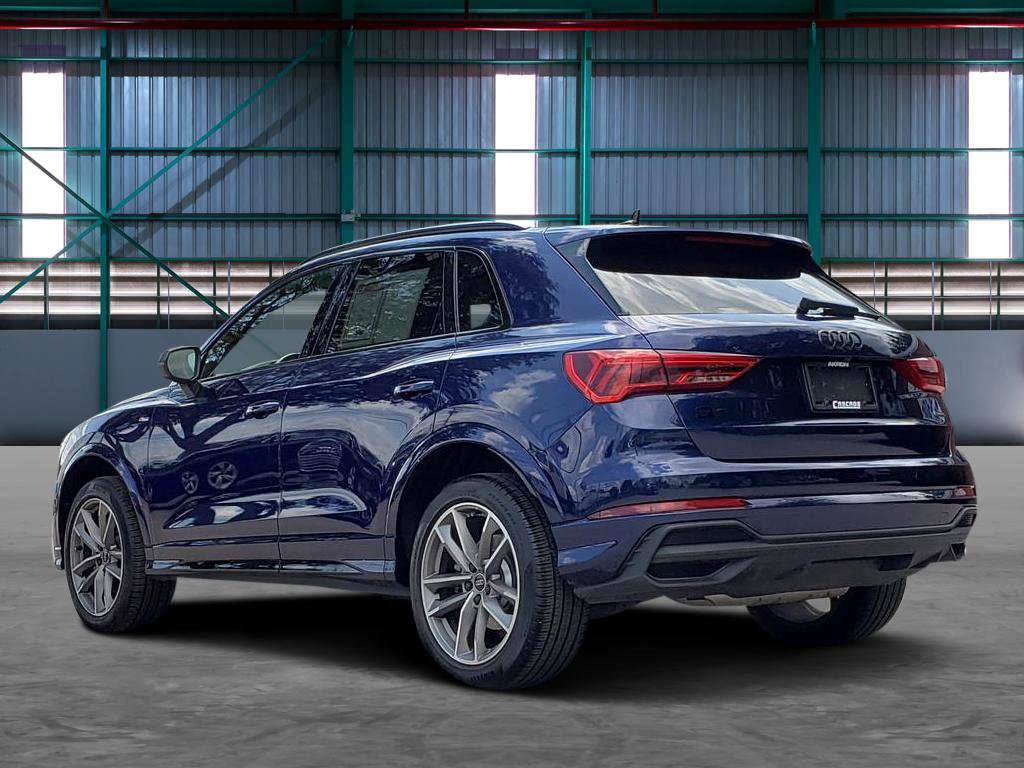 Used 2023 Audi Q3 2.0T Premium Plus w/ Premium Plus Package AWD/4WD image 3