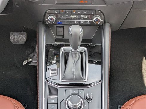 Certified 2025 MAZDA CX-5 Carbon Edition image 17