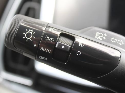 Used 2024 Kia Sorento SX FWD image 29